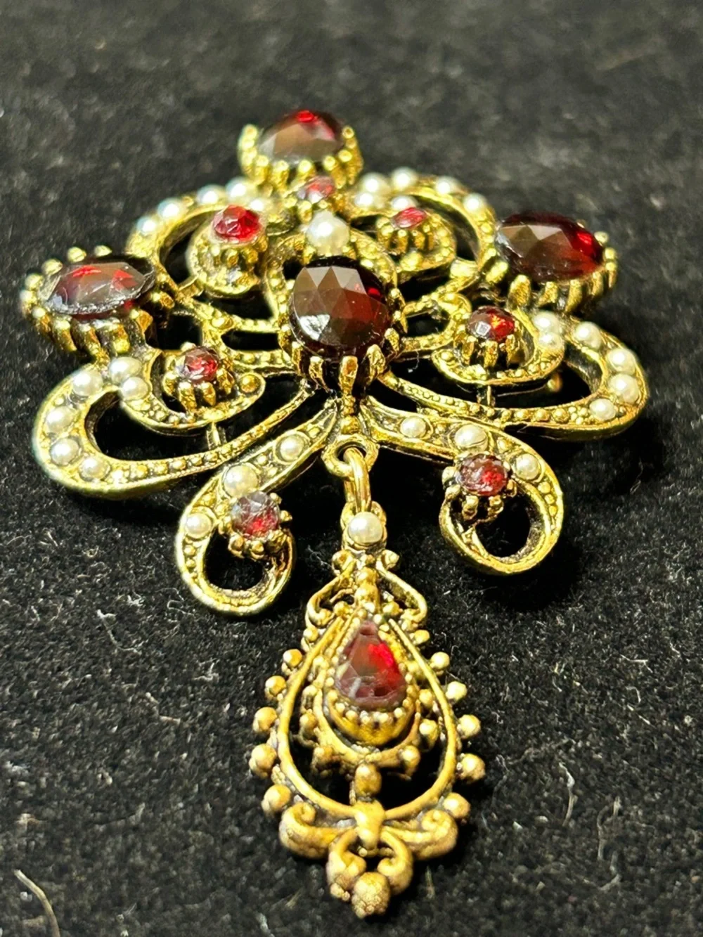 Gold-Tone Red Cabochon Filigree Pendant Brooch - Unbranded